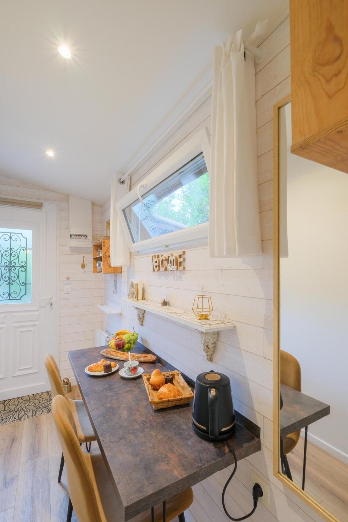 Les Suites D'Alienor, Suite Cosy Pessac Exterior photo